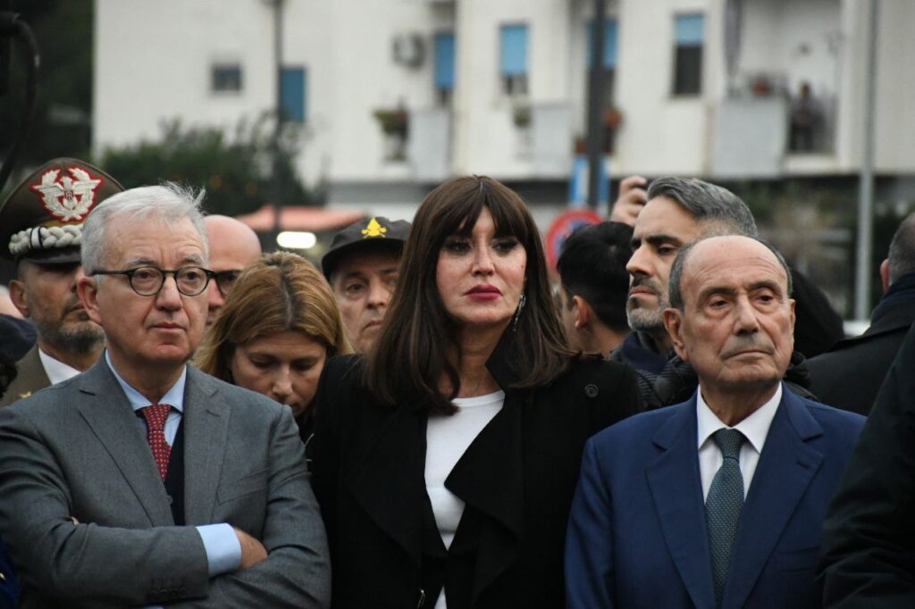 Borgo Nuovo, Schifani alla cerimonia di consegna del Crocifisso restaurato: «Le istituzioni insieme per dare speranza ai ragazzi»