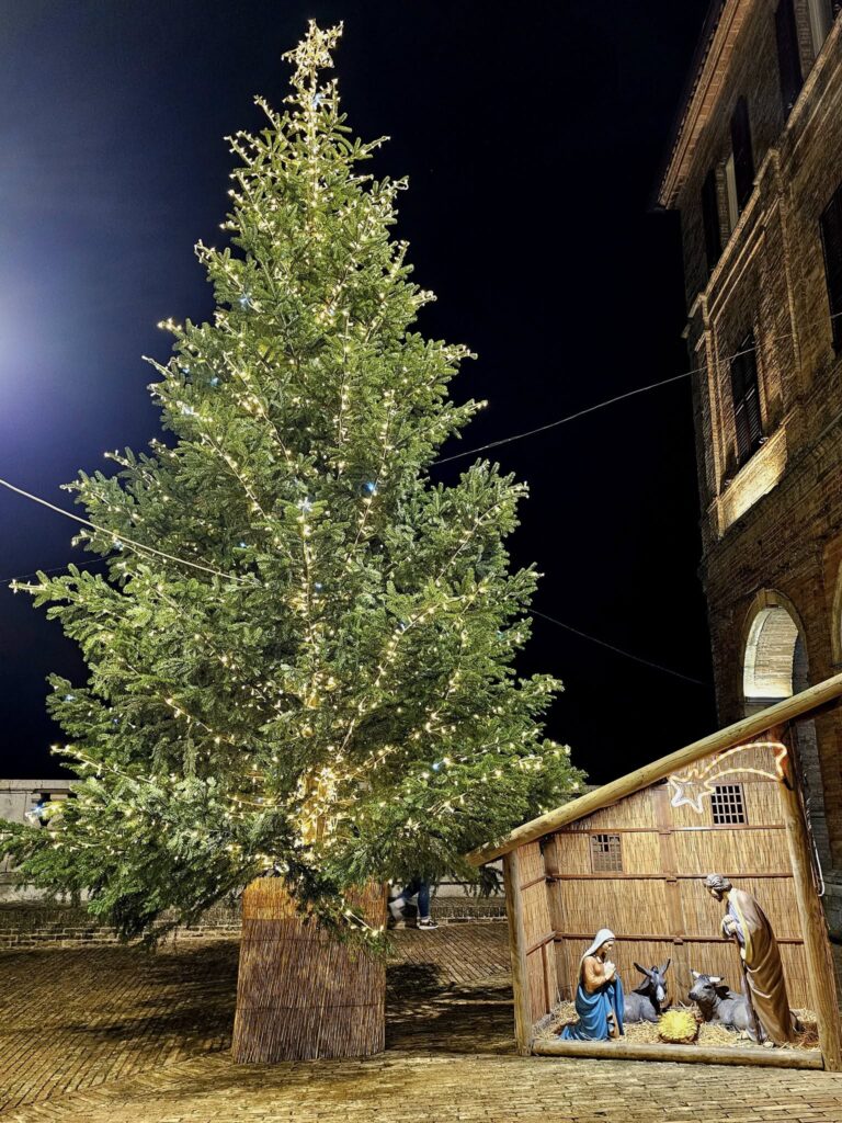 Treia apre le porte alla magia del Natale