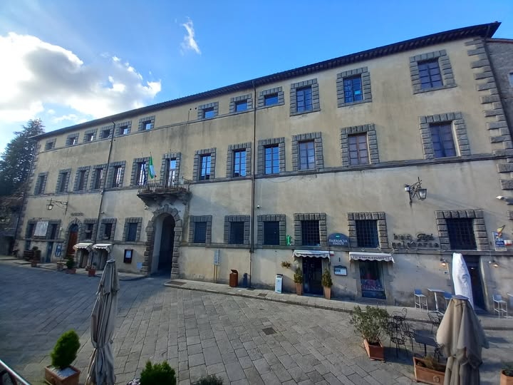 Santa Fiora, Palazzo Sforza Cesarini: il Comune procede con l’esproprio dell’unità immobiliare in stato di abbandono