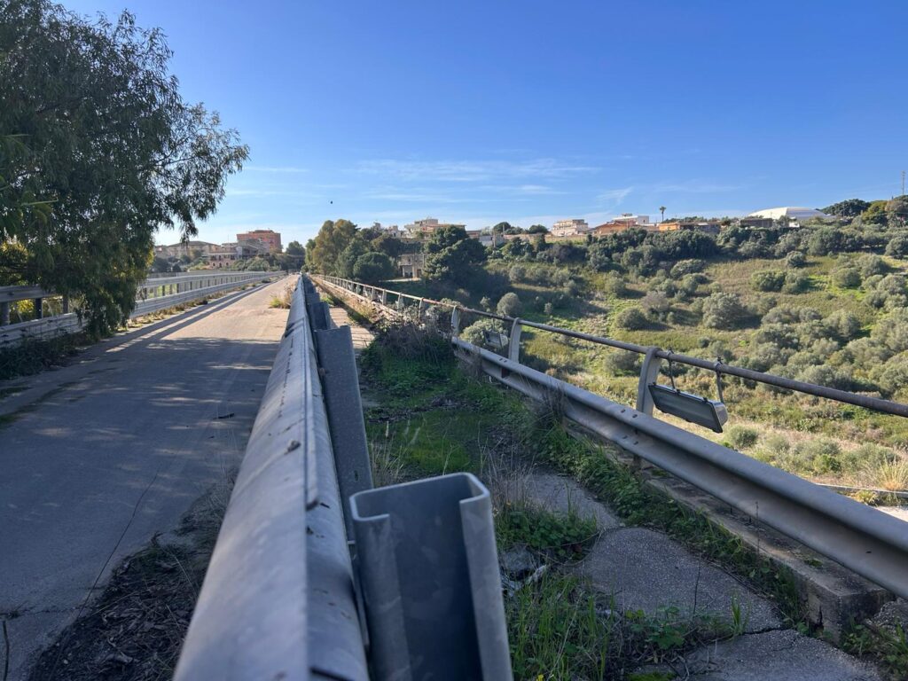 Viabilità, consegnati i lavori per la riapertura del viadotto Cansalamone a Sciacca. Schifani: «Parte il recupero di un’opera strategica»