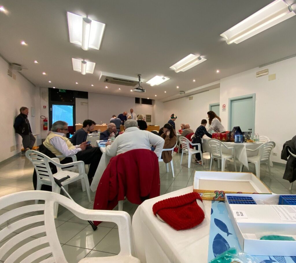 A TAVOLA CON LE PERSONE SOLE: IL PRANZO DI NATALE SPECIALE VISSUTO A BELLARIA IGEA MARINA.