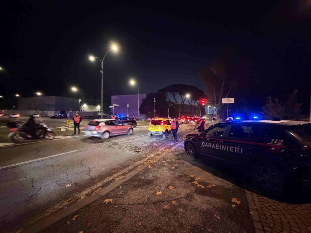 #CONTIENE FOTO# DIECI LE PERSONE DENUNCIATE DURANTE I CONTROLLI DEI CARABINIERI NEI QUARTIERI PRATI, TRIONFALE E MONTE MARIO.