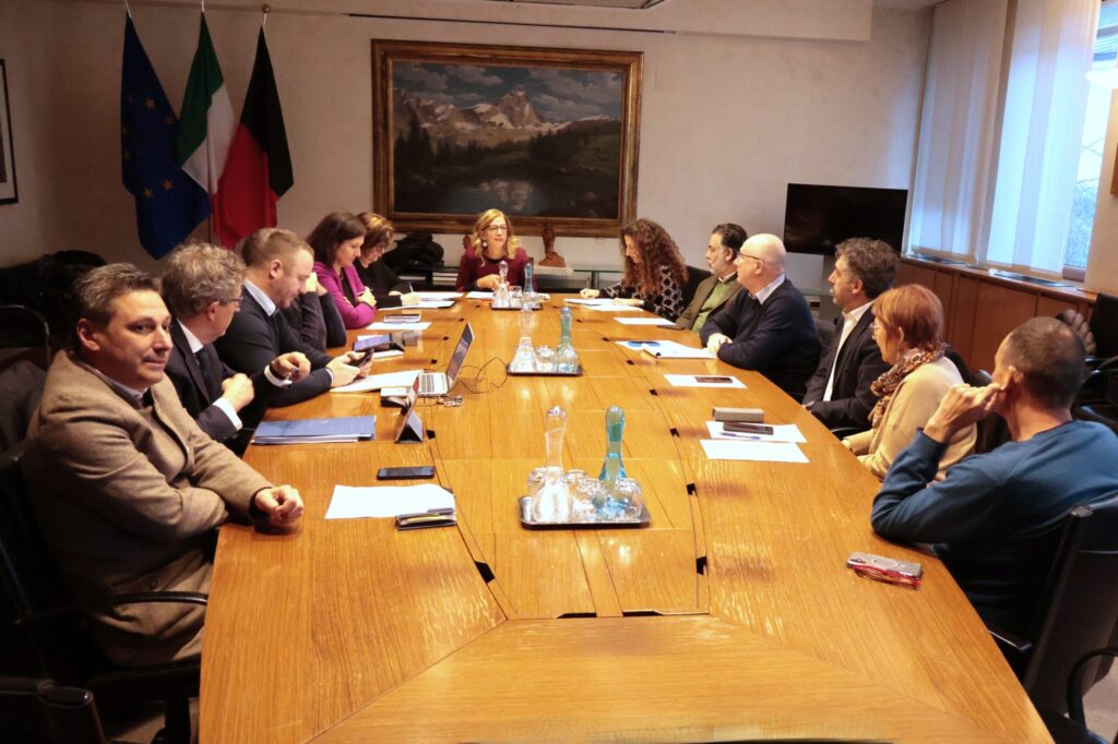 Comunicato-La V Commissione si astiene sulla proposta di legge statale in materia di attività libero-professionale delle professioni sanitarie