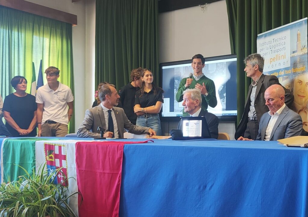 Scomparso a 102 anni Francesco Mumolo, storico preside dell’Istituto Nautico Cappellini-I funerali si svolgeranno giovedì 11 dicembre alle 15.30 presso la chiesa della Madonna in via della Madonna