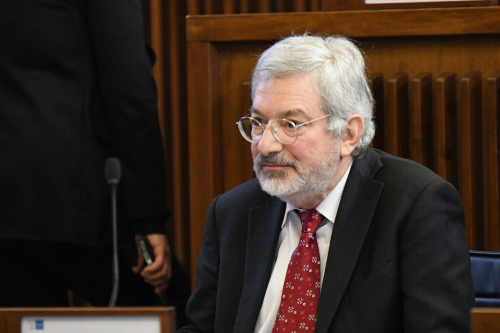 (ACON) SCUOLA. HONSELL (OPEN): A PORDENONE GRAVE INIZIATIVA SCHEDARE DOCENTI