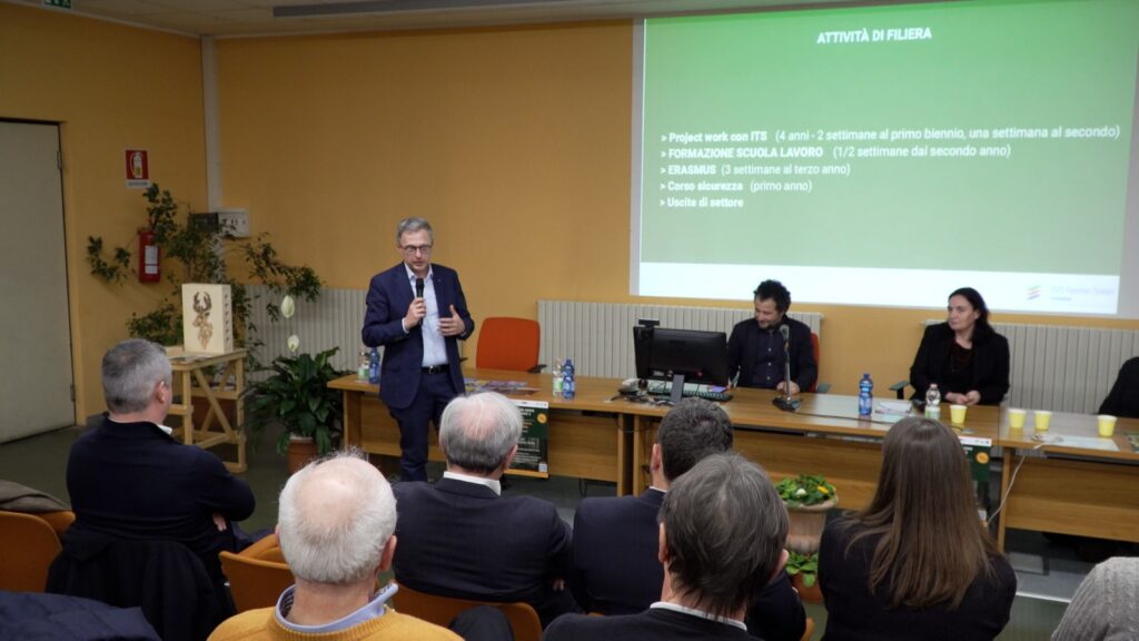 (ARC) Foreste: Zannier, formazione chiave per gestione sostenibile