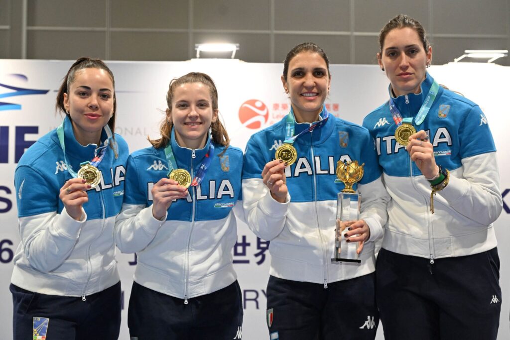 Coppa del Mondo di fioretto femminile – L’Italia vince anche la gara a squadre di Hong Kong, è il terzo oro consecutivo