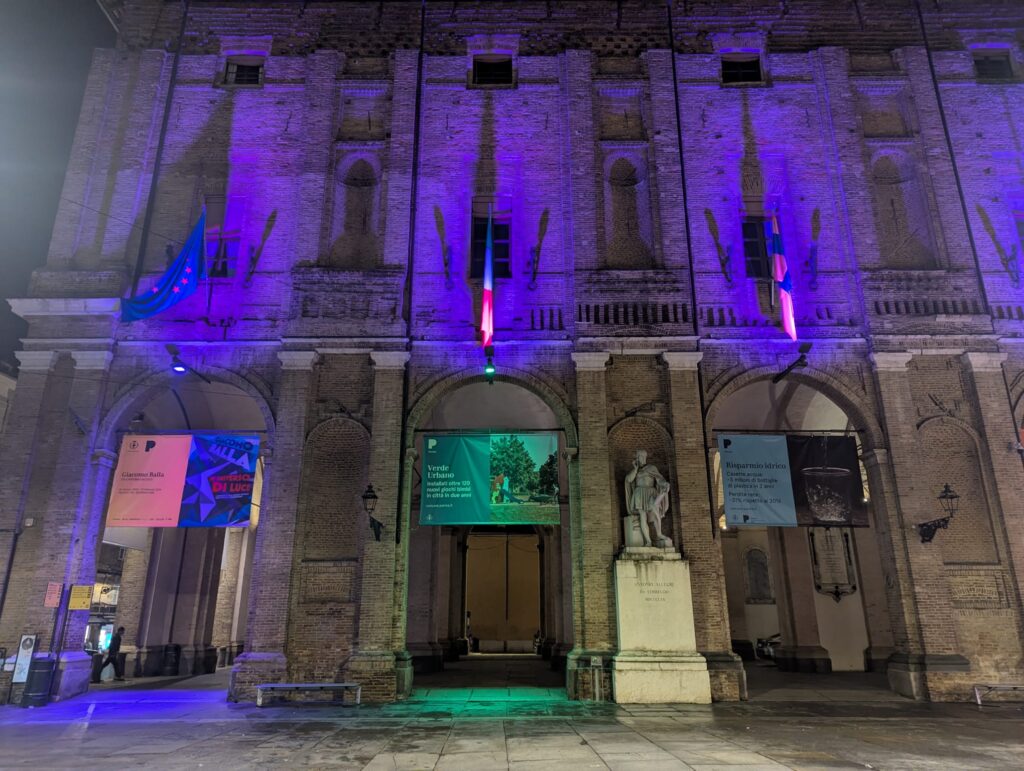 Foto notizia – Parma si illumina di viola per la Giornata Internazionale dell’Epilessia