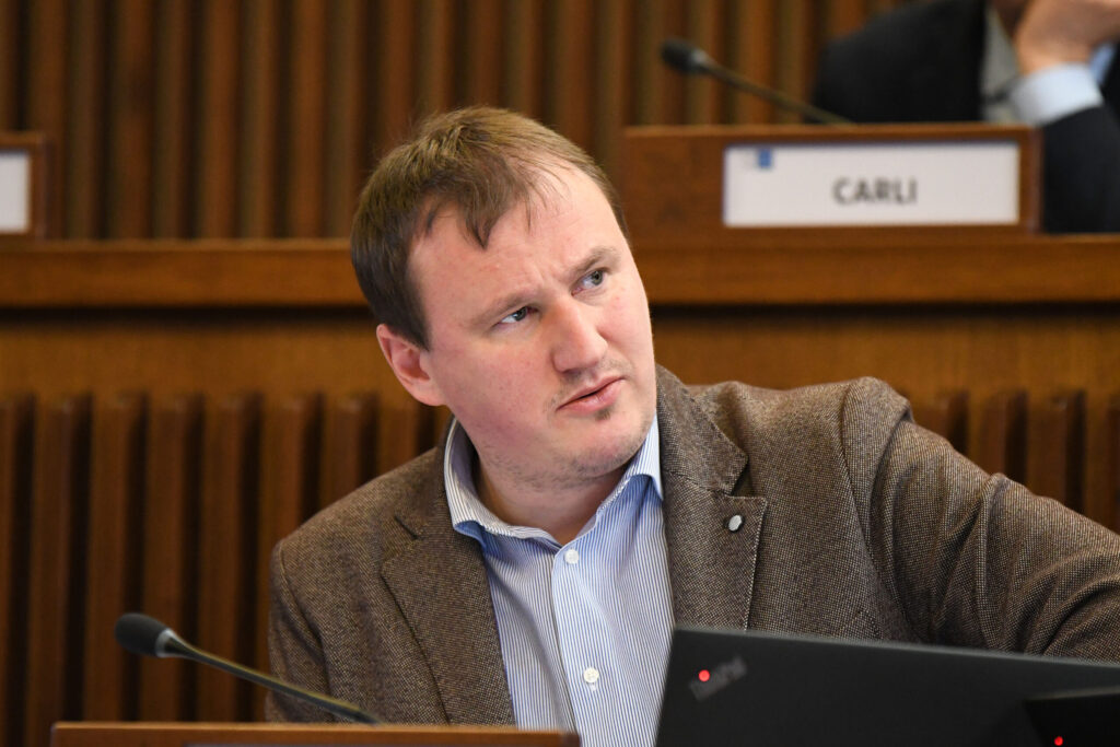 (ACON) CASA. POZZO (PD): FACILITARE CITTADINI SU BANDO ASSICURAZIONI