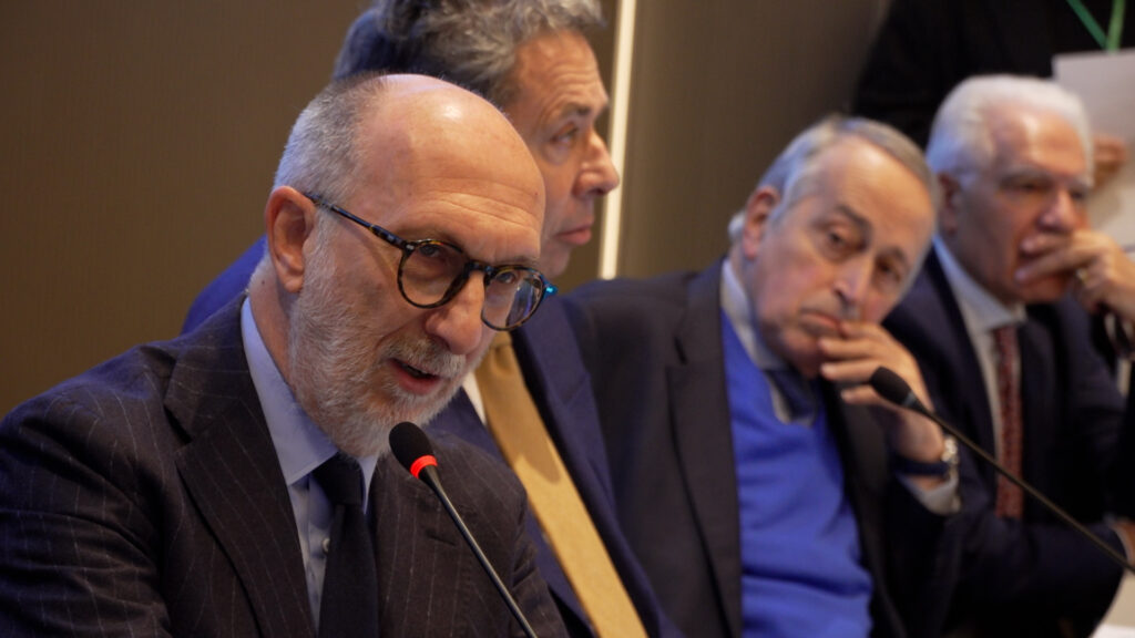 (ARC) Salute: Riccardi, con “Vinciamo insieme” pi benessere negli ospedali