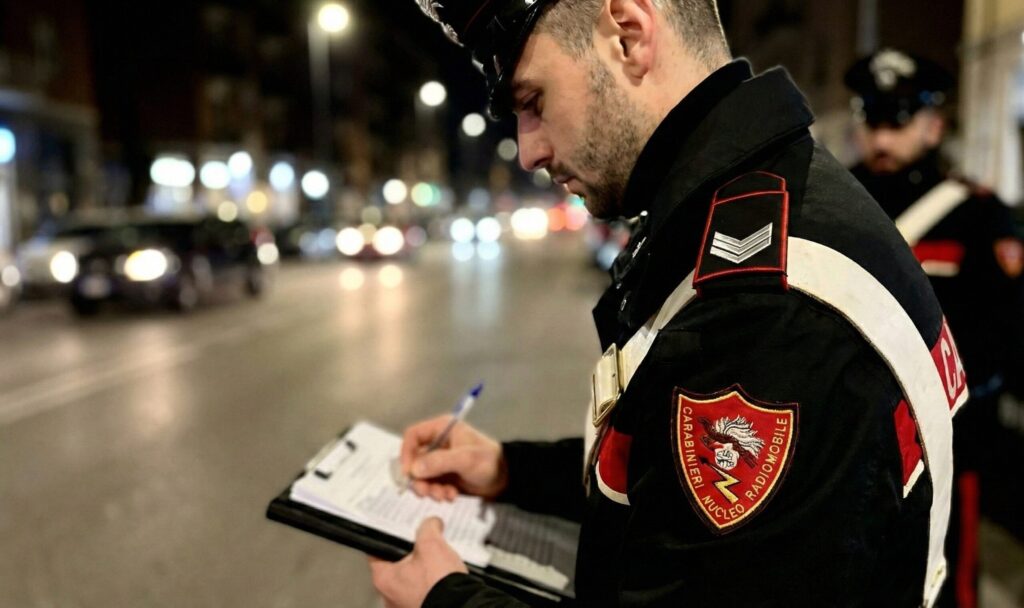 SCACCIACANI TRASFORMATA IN ARMA LETALE. I CARABINIERI DEL NUCLEO RADIOMOBILE ARRESTANO UN 51ENNE DOPO UN INSEGUIMENTO.