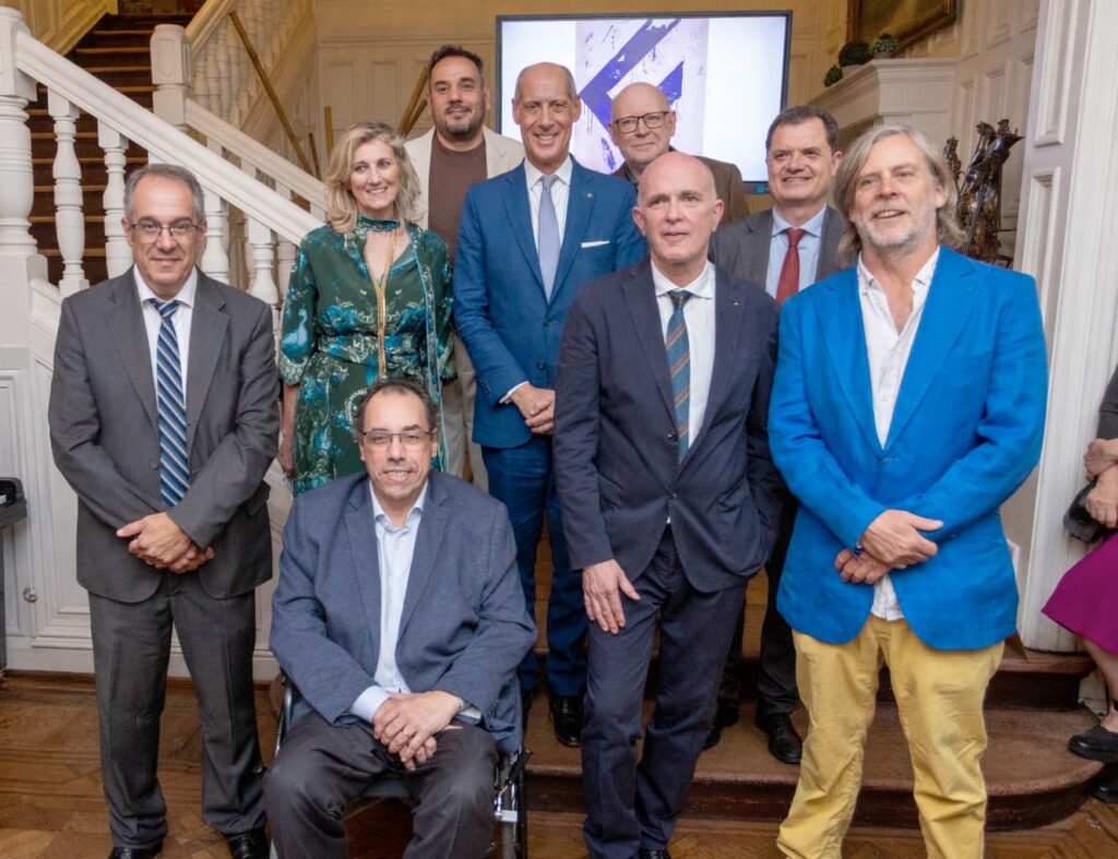 PORTA (PD) A MONTEVIDEO PER L’EVENTO DI INAUGURAZIONE DELLA PRIMA LIBRERIA FELTRINELLI IN AMERICA LATINA