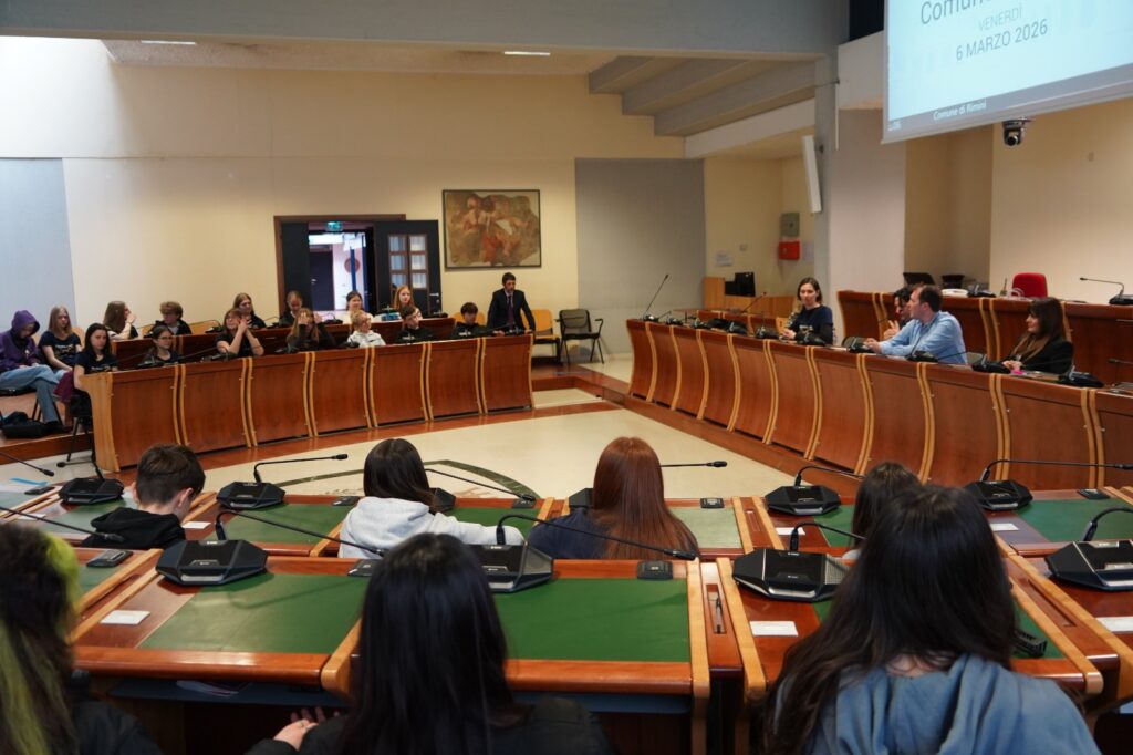Da Goslar a Rimini: studenti tedeschi accolti nella Sala del Consiglio comunale dall’assessore Morolli