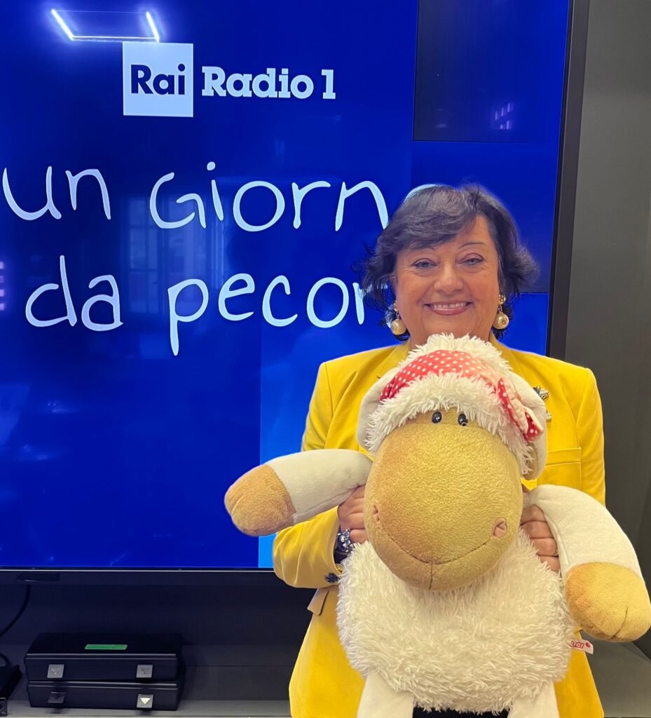 LEGA, MATONE: MANIFESTAZIONE? SENZA BANDIERA DELLA PACE, QUELLE LE BRUCEREI PERCHE’ SONO SERVITE A FARE ALTRO, LE PORTANO E POI TIRANO BOMBE E MASSACRANO FORZE DELL’ORDINE