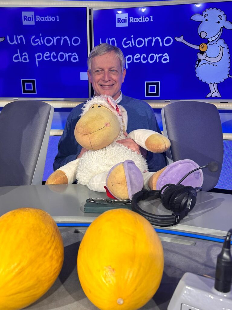 PD, CUPERLO: PAPA STRANIERO LEADER C.SINISTRA? NON C’E’ E NON CI SARA’, SAREBBE FALLIMENTO UNA SCELTA COSI’; SALIS SCELTA GIUSTA PER MATTEO RENZI? LUI DICE COSE GIUSTE E ALTRE MENO…
