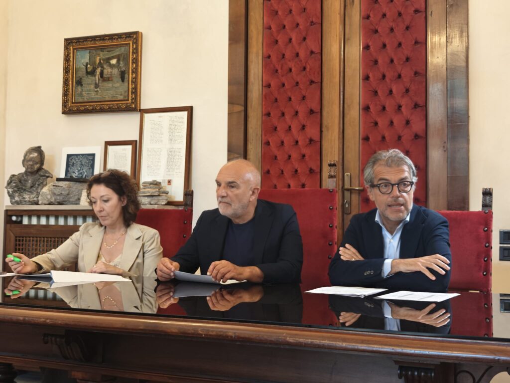 Pescara Solidale 2026, al via quattro avvisi pubblici per sostenere famiglie, minori e anziani