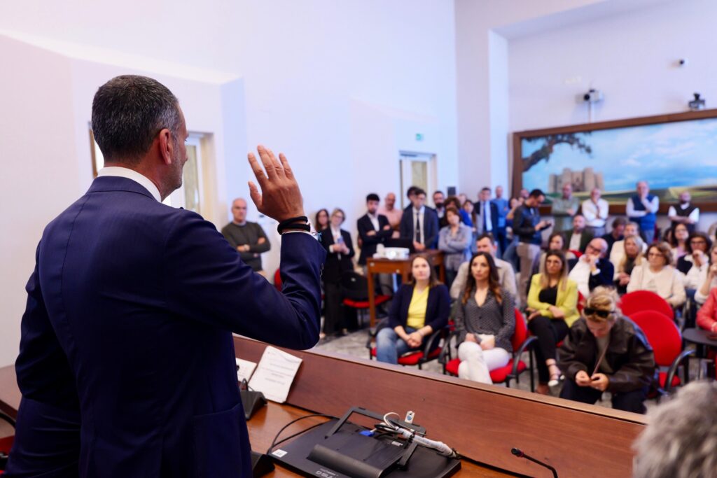 Agenzia regionale 510.26 Presentazione bando “Filiere di Puglia”: 40 milioni per trasformazione e valorizzazione delle produzioni pugliesi