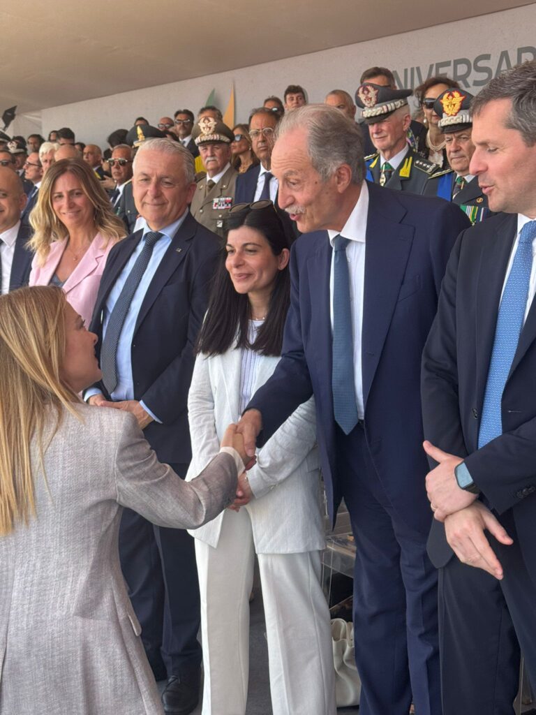 Bardi alle celebrazioni della Guardia di Finanza (Foggia)