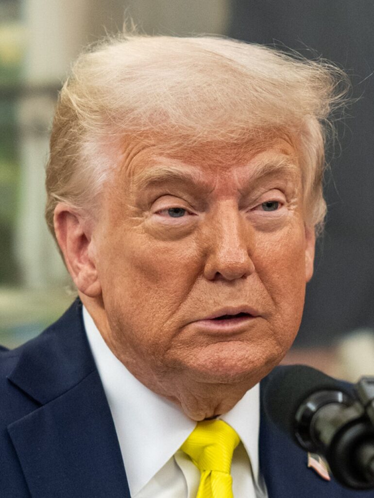 "Il Presidente Donald Trump, coinvolto nell'inchiesta sull'accordo minerario in Kazakistan."