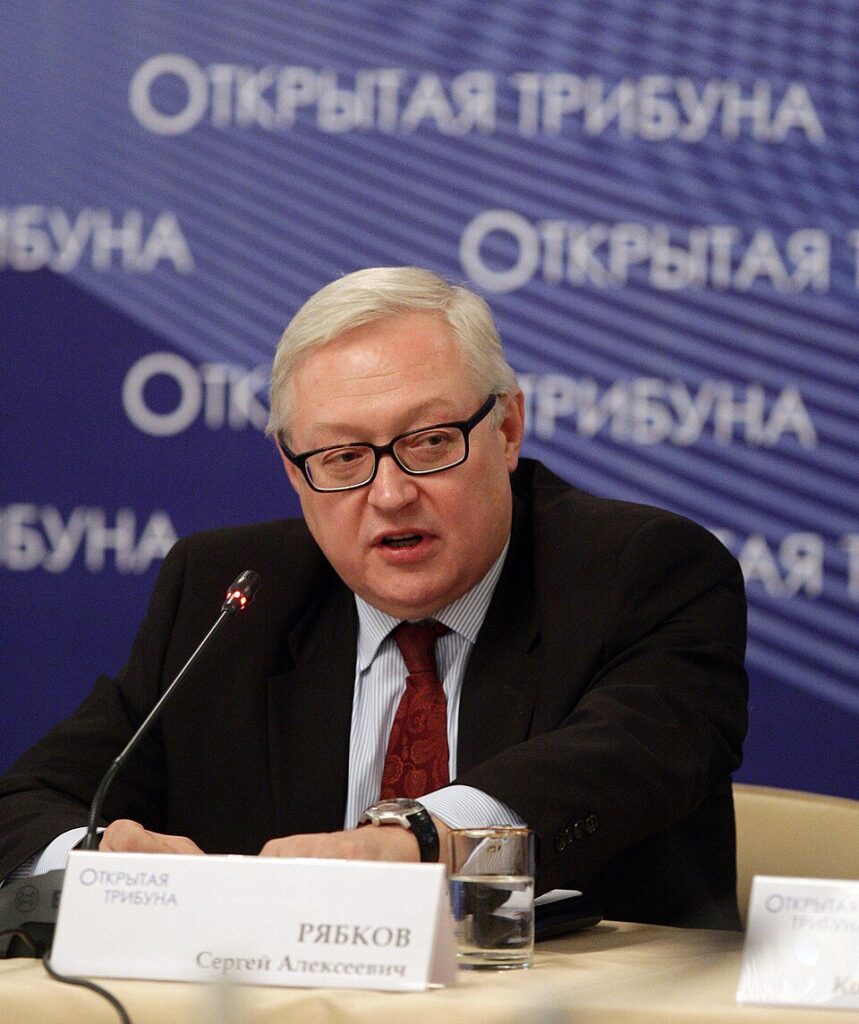 "Stabilità strategica e relazioni Mosca-Washington: Ryabkov traccia una linea di demarcazione tra i negoziati sul conflitto in Ucraina e il complesso dossier nucleare."