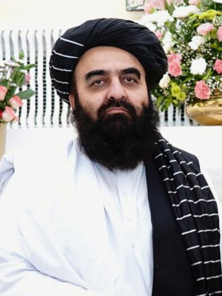 Il ministro degli Esteri ad interim, Amir Khan Muttaqi, figura chiave nella diplomazia dell'attuale amministrazione afghana."