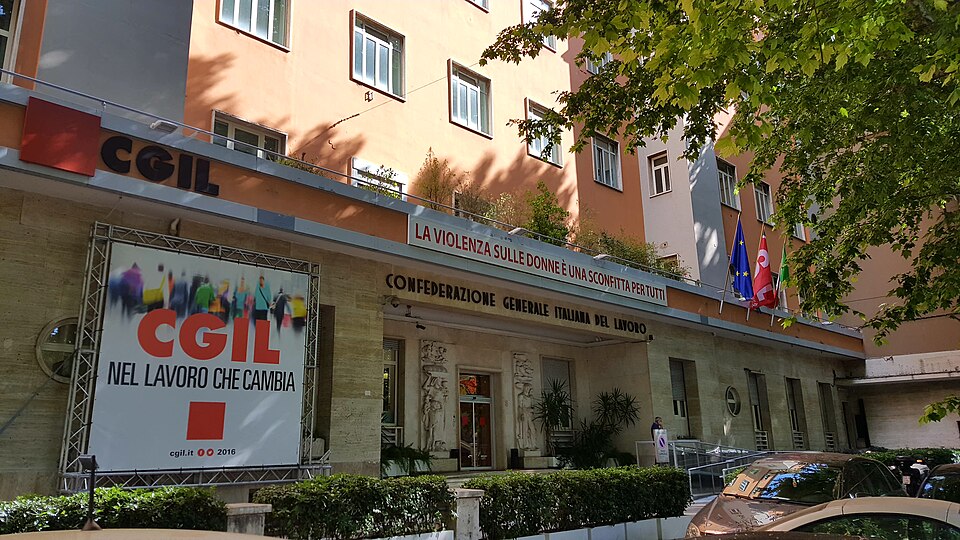 Italia-Cuba, la CGIL rilancia la solidarietà: “Energia per la vita” si estende La sede centrale della CGIL in Corso d'Italia, a Roma.