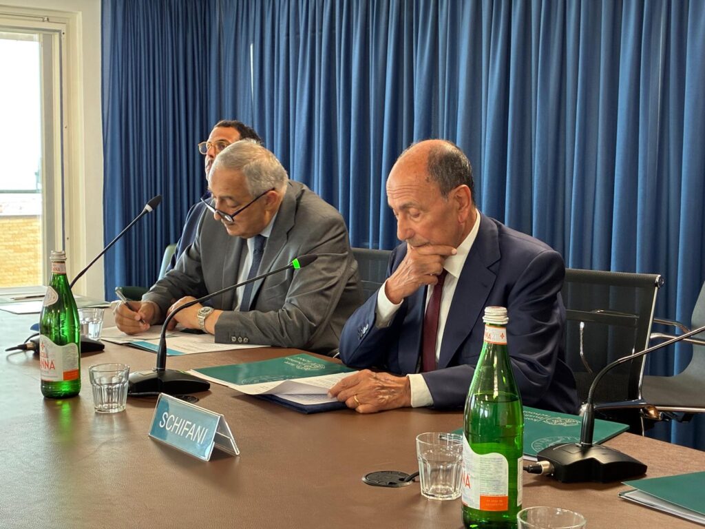Giovani, Schifani: «Il mio governo impegnato a favorire opportunità di occupazione»