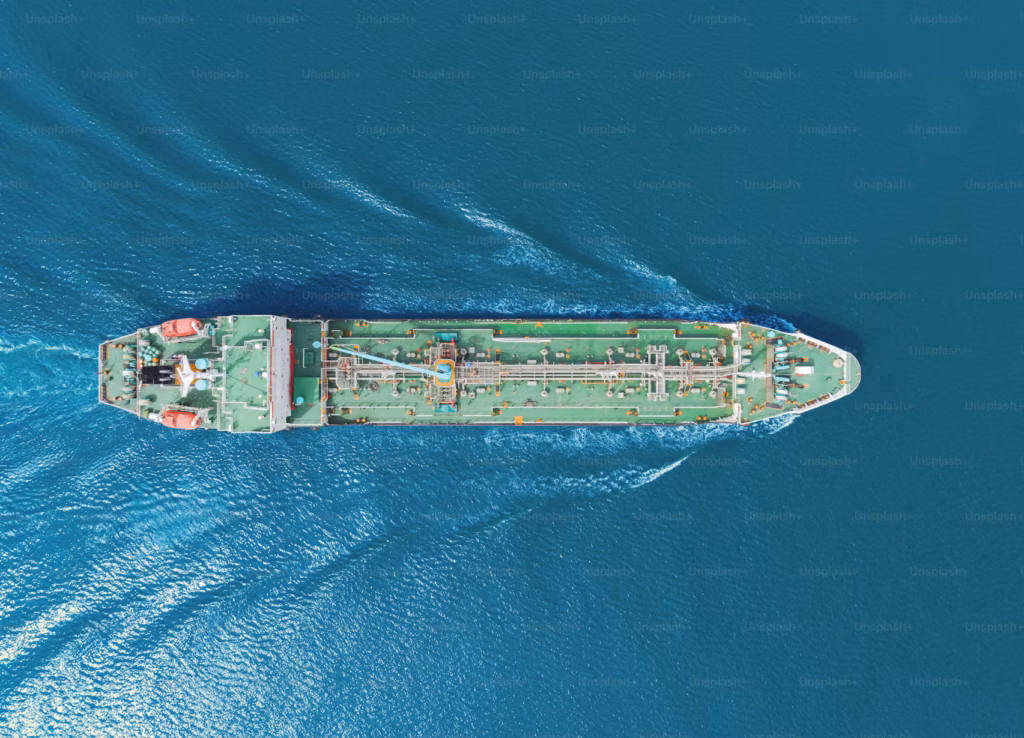 Una petroliera in navigazione. (Foto: Getty Images/Unsplash)