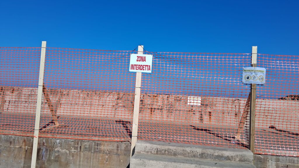Grotte di Nerone e Arco Muto, chiuse le aree a rischio Disposto servizio di vigilanza delle zone