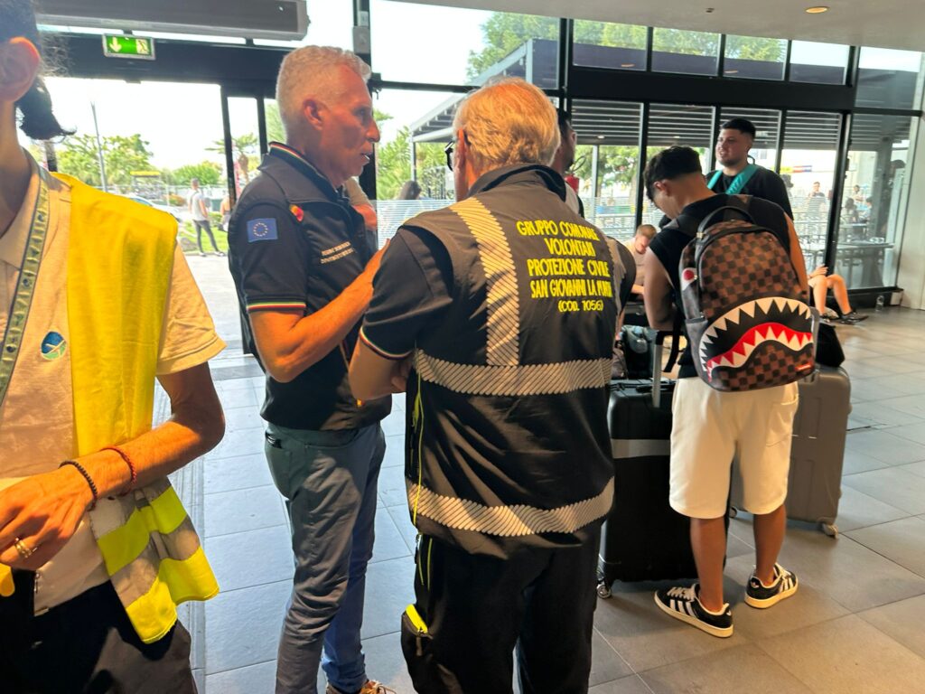 Etna, fine dell’emergenza nello scalo di Fontanarossa. Schifani: «Eccezionale sforzo organizzativo a tutela dei cittadini»