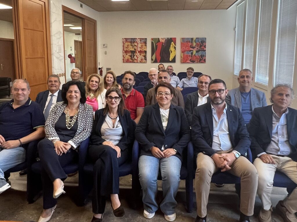 Presentato al Libero Consosorzio il protocollo per rafforzare i controlli sul latte nella provincia di Ragusa