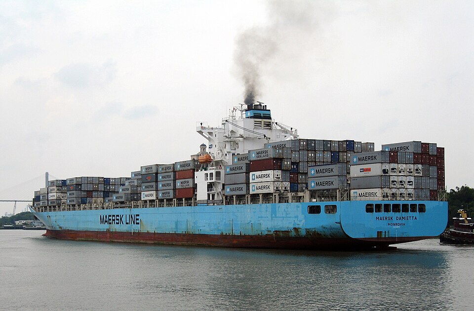 Attacco al porto di Damietta in Egitto: indizi e analisi puntano su un’operazione israeliana “false flag” per isolare Teheran Il porto egiziano di Damietta, teatro del recente attacco di droni al centro di tensioni diplomatiche e accuse incrociate tra Iran, Stati Uniti e Israele.