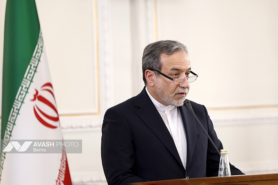 Araghchi: il ruolo cruciale dei media nel contrastare le trame ostili: la posizione del ministero Il ministro degli Esteri iraniano, Seyyed Abbas Araghchi: Durante l'incontro a Teheran ha sottolineato il ruolo strategico dei media nella narrazione e nella difesa nazionale