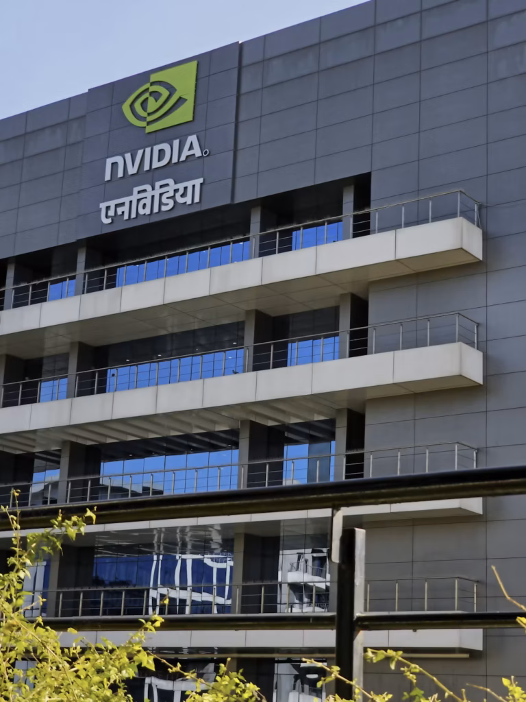 Nvidia punta sull’IA: investimento da 1,5 miliardi in SB Energy per i nuovi data center OpenAI Il quartier generale di Nvidia: il colosso dei chip rafforza il suo ecosistema IA investendo nell'infrastruttura energetica in Ohio.