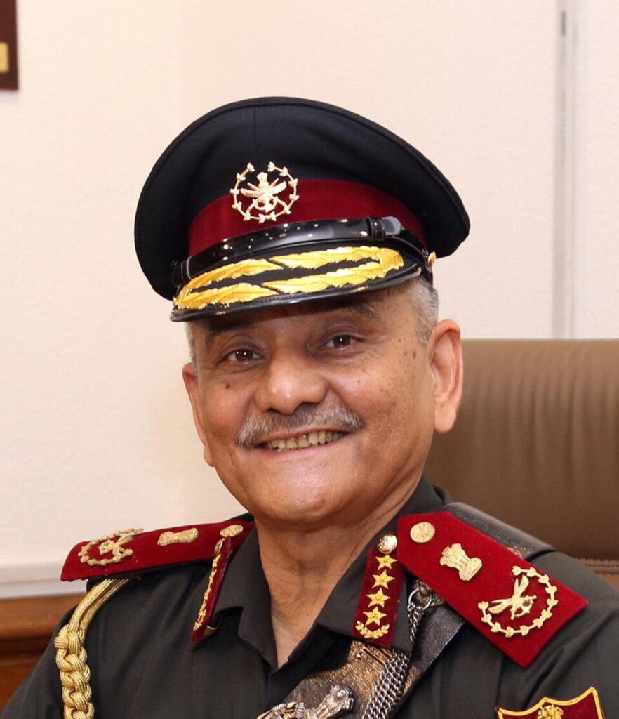 L'ex Capo di Stato Maggiore della Difesa indiano, generale Anil Chauhan
