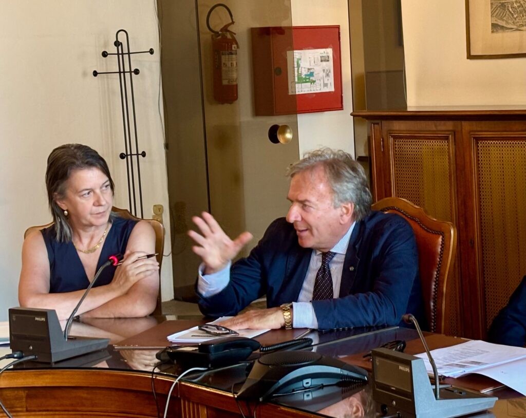 Comunicato Stampa 1394/2026 Parte in Veneto la sperimentazione per l’arrivo di infermieri stranieri. Gerosa, Criteri in delibera garantiscono la professionalità. Belluno realtà ideale per partire