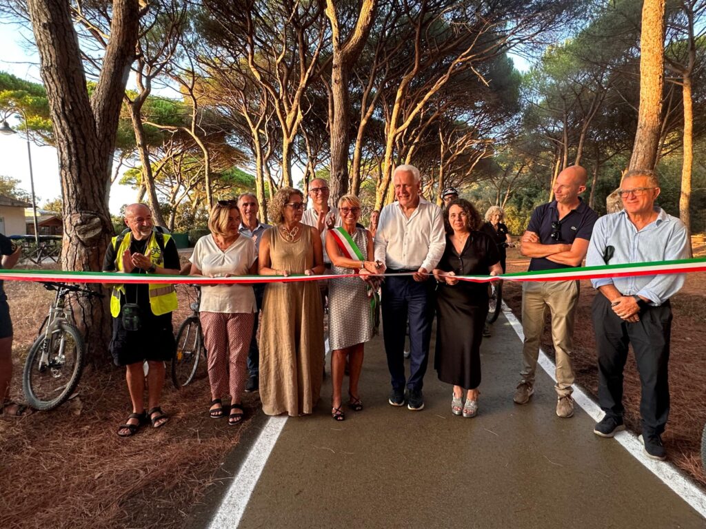 Inaugurato il tratto della Ciclovia Tirrenica che da Scarlino porta a Punta Ala, fino a Rio Palma