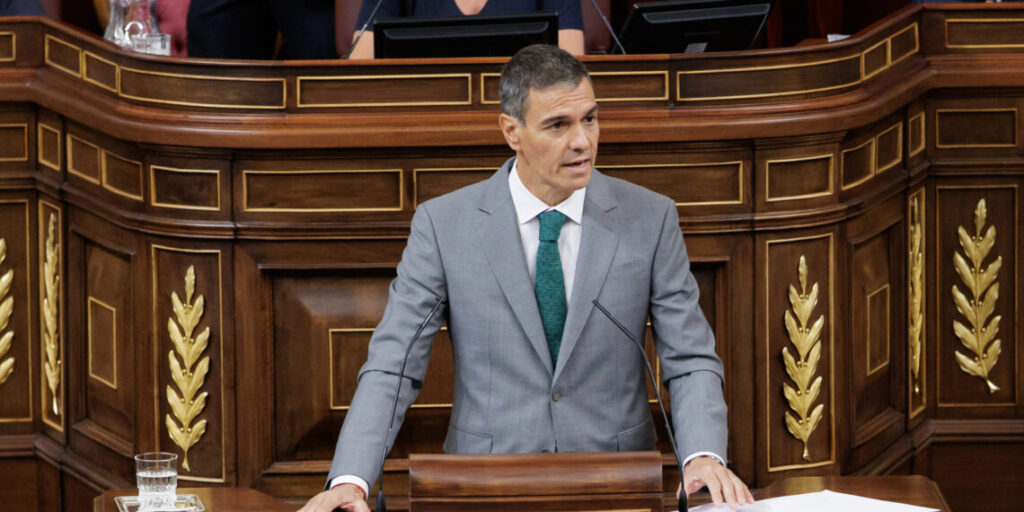 Il primo ministro della Spagna, Pedro Sánchez, al Congreso de los Diputados – il Parlamento spagnolo – discute della situazione in corso a Ceuta. Foto: Congreso de los Diputados