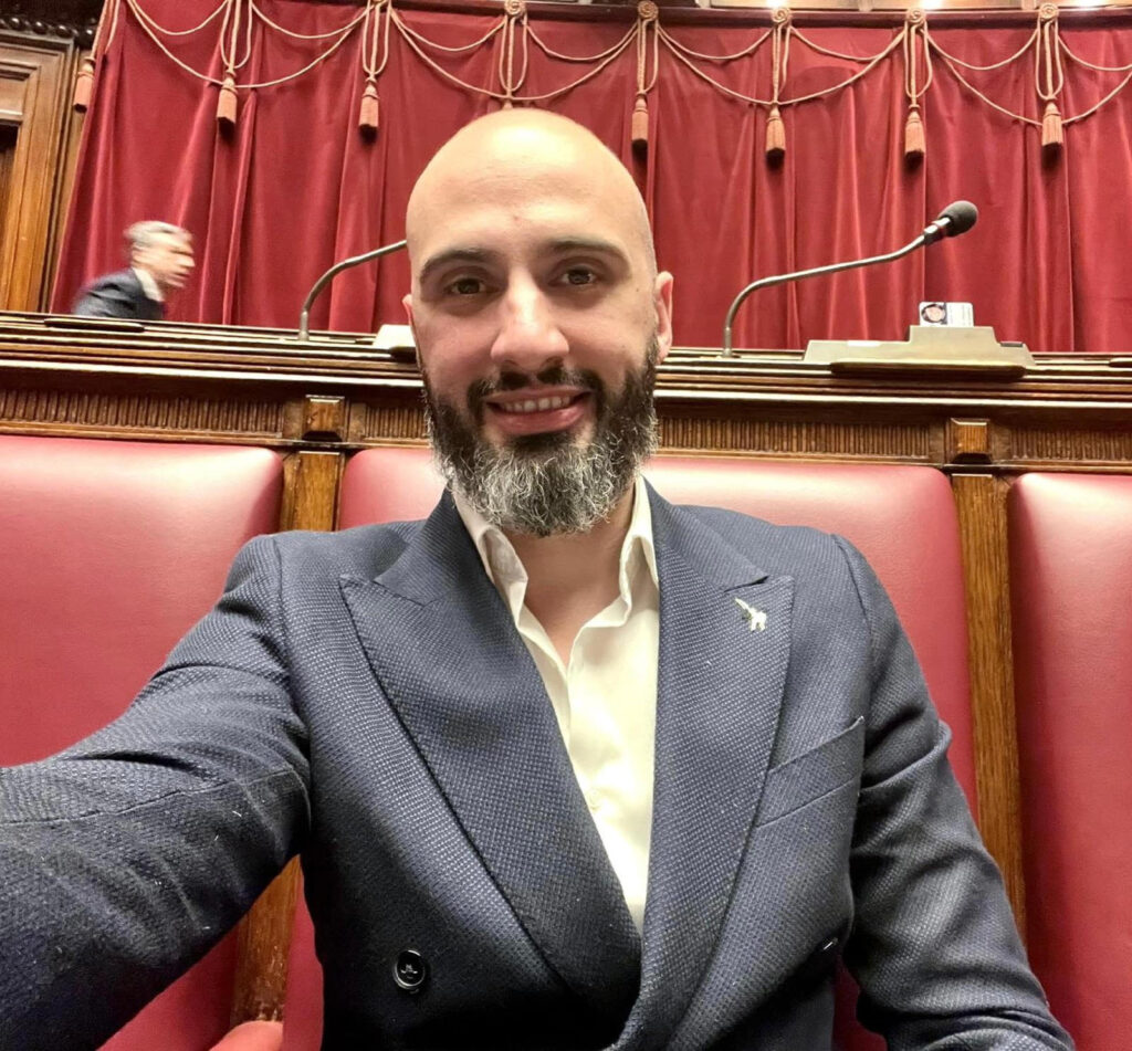 Addio al bollo auto: la sinistra umbra aumenta le tasse, il centrodestra le riduce